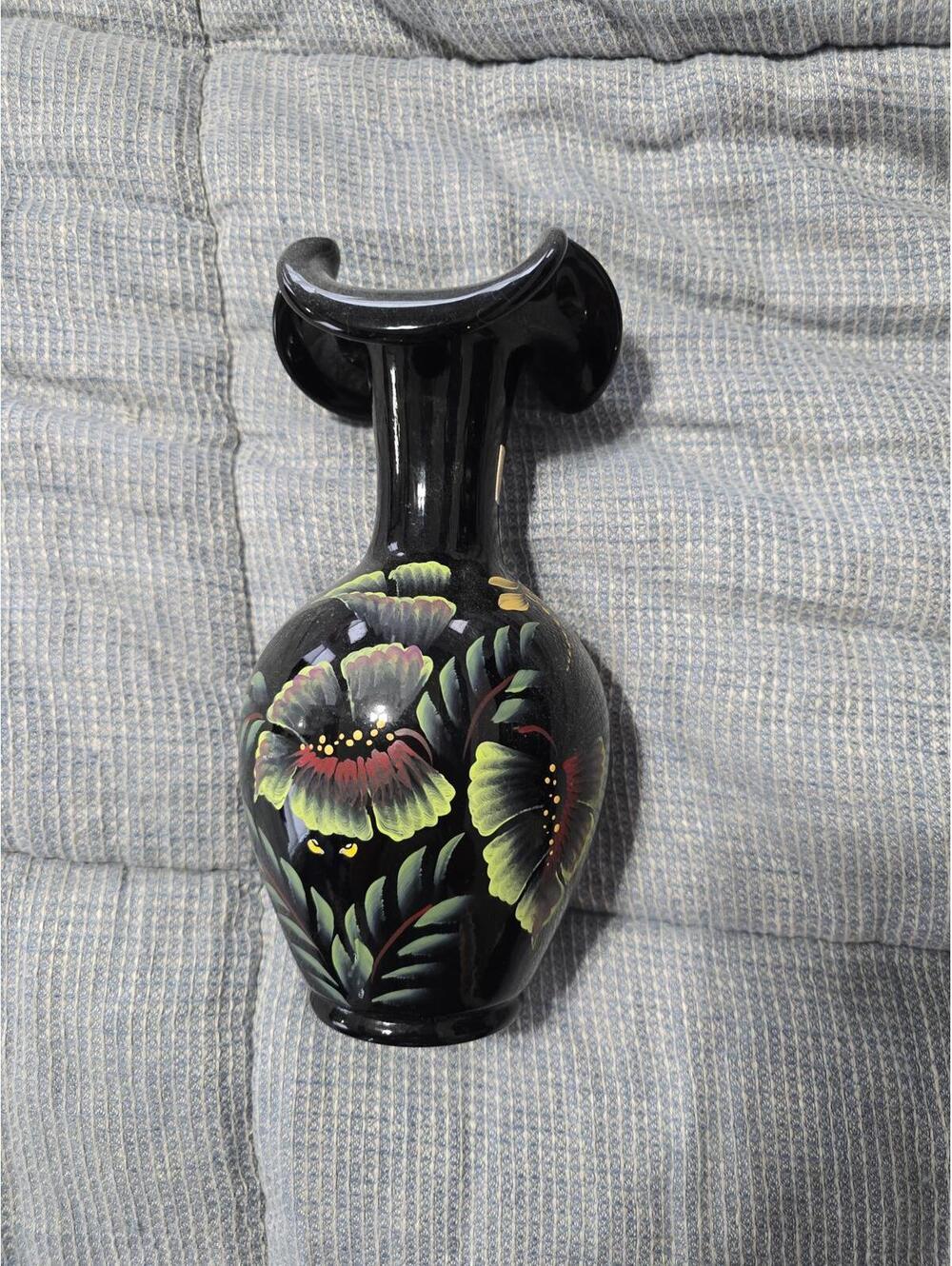 Vintage Fenton art glass vase